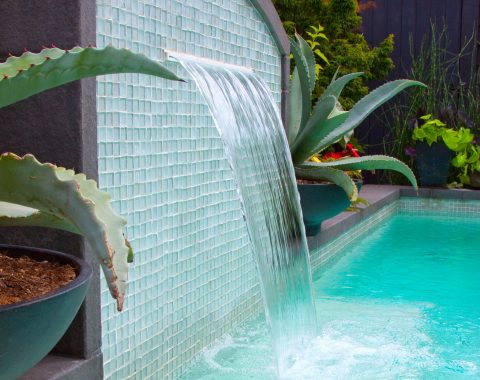 Inspiring swimming pool features in Burnaby, Vancouver & British Columbia