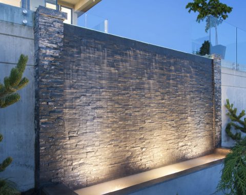 Stunning water wall dropped from the infinity pool