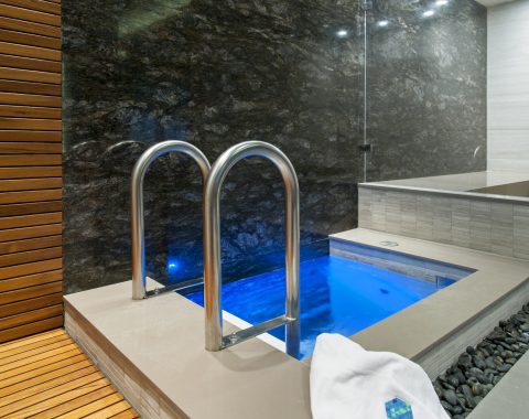 small deep plunge pool